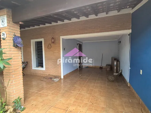 Casa com 250m² 3 quartos e 2 banheiros, à venda, no bairro Bosque dos Eucaliptos em São José dos Campos