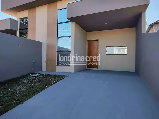 Casa com 180m² 3 quartos e 2 banheiros, à venda, no bairro Colúmbia em Londrina