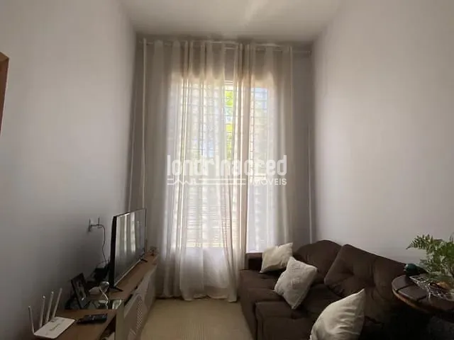 Casa com 184m² 3 quartos e 2 banheiros, à venda, no bairro Portal de Versalhes 2 em Londrina
