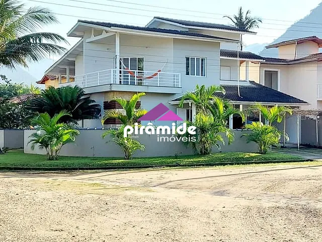 Casa com 407m² 4 quartos e 5 banheiros, à venda, no bairro Mar Verde em Caraguatatuba