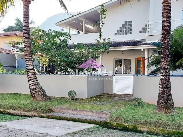Casa com 407m² 4 quartos e 5 banheiros, à venda, no bairro Mar Verde em Caraguatatuba