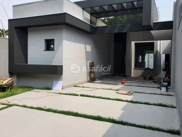 Casa com 276m² 3 quartos e 3 banheiros, à venda, no bairro Rita Vieira em Campo Grande