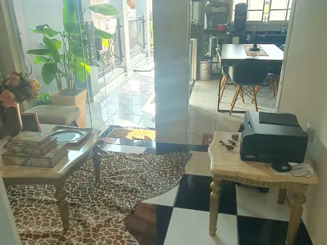 Casa com 213m² 2 quartos e 1 banheiro, à venda, no bairro Chácara São Silvestre em Taubaté
