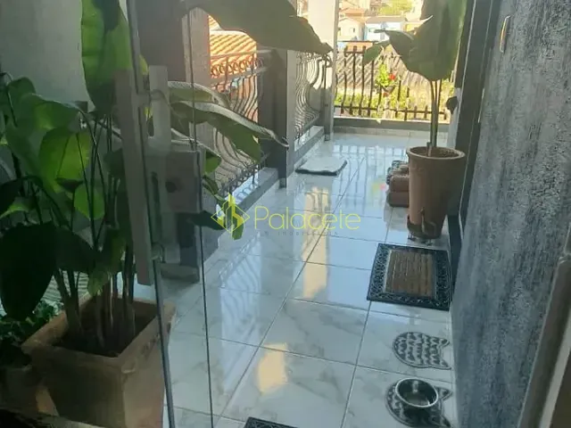 Casa com 213m² 2 quartos e 1 banheiro, à venda, no bairro Chácara São Silvestre em Taubaté
