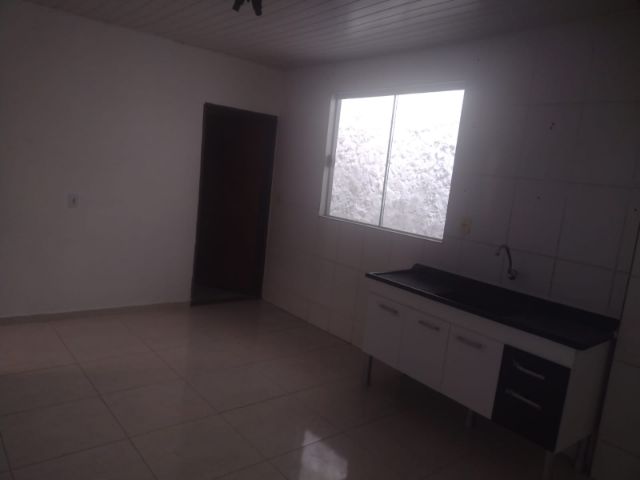 Casa com 144m² 2 quartos e 1 banheiro, à venda, no bairro Jardim Santa Cecília em Pindamonhangaba