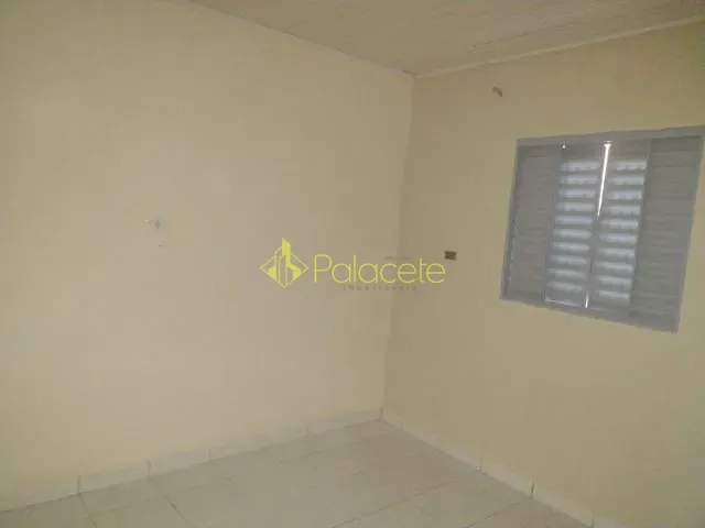 Casa com 125m² 2 quartos e 1 banheiro, à venda, no bairro Jardim Santa Cecília em Pindamonhangaba