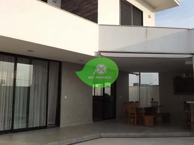 Casa com 300m² 3 quartos e 2 banheiros, à venda, no bairro Jardim Residencial Chácara Ondina em Votorantim