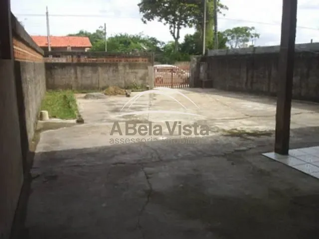 Casa com 260m² 2 quartos e 3 banheiros, à venda, no bairro Nova Itanhaém - Praia em Itanhaém