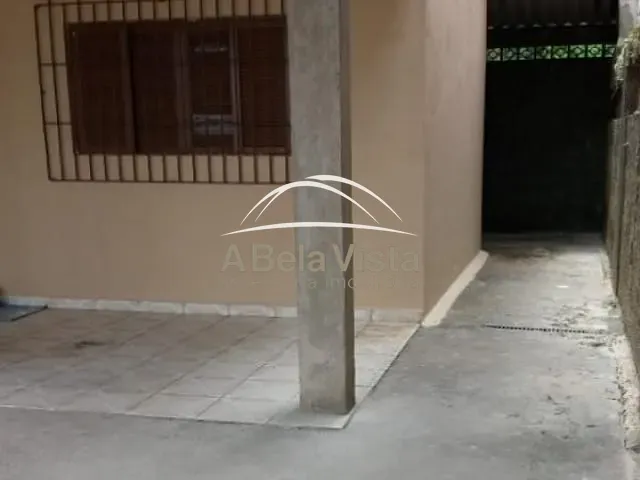 Casa com 260m² 2 quartos e 3 banheiros, à venda, no bairro Nova Itanhaém - Praia em Itanhaém
