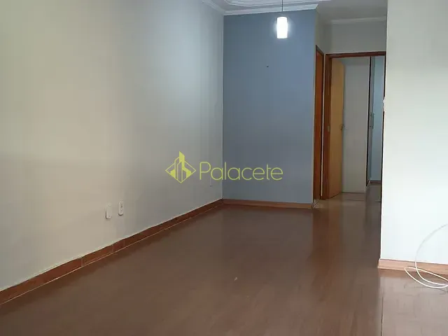Casa 2 quartos e 2 banheiros, para alugar, no bairro Jardim Cristina em Pindamonhangaba