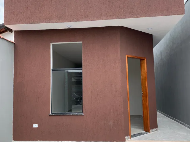 Casa com 125m² 2 quartos e 2 banheiros, à venda, no bairro Residencial e Comercial Portal dos Eucaliptos em Pindamonhangaba