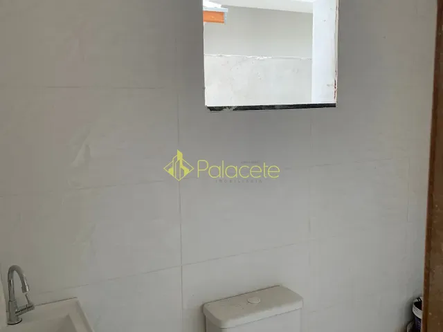 Casa com 125m² 2 quartos e 2 banheiros, à venda, no bairro Residencial e Comercial Portal dos Eucaliptos em Pindamonhangaba
