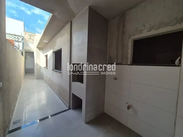 Casa com 125m² 3 quartos e 2 banheiros, à venda, no bairro Lago Juliana em Londrina