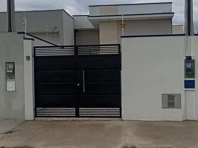 Casa 2 quartos e 2 banheiros, à venda, no bairro Conjunto Habitacional Terra dos Ipês em Pindamonhangaba