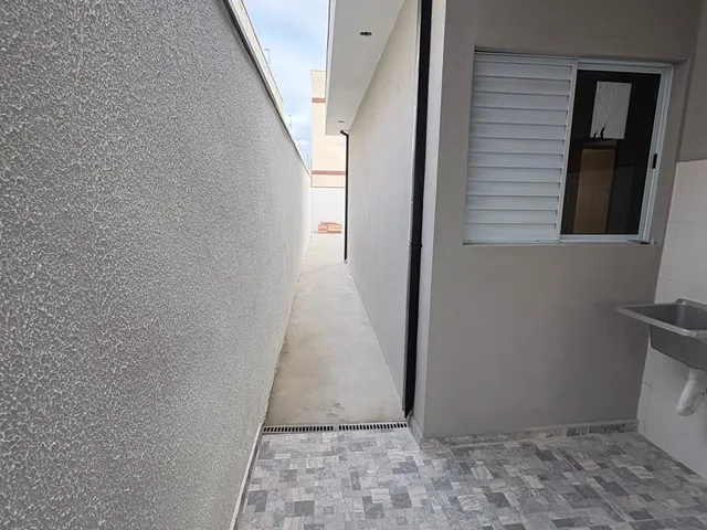 Casa 2 quartos e 2 banheiros, à venda, no bairro Conjunto Habitacional Terra dos Ipês em Pindamonhangaba