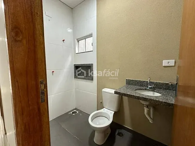 Casa com 160m² 3 quartos e 1 banheiro, à venda, no bairro Vila São Jorge da Lagoa em Campo Grande