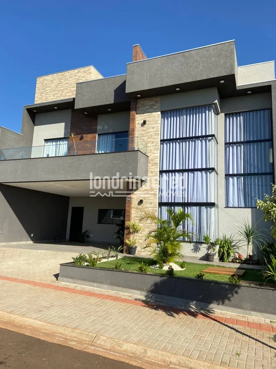 Casa, 5 quartos, 190 m² - Foto 1