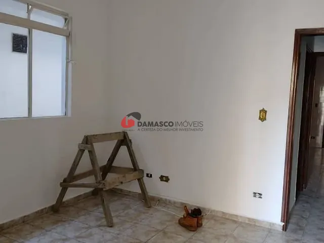Casa com 50m² 1 quarto e 1 banheiro, para alugar, no bairro Olímpico em São Caetano do Sul