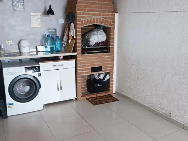 Casa 3 quartos e 2 banheiros, à venda, no bairro Loteamento Residencial e Comercial Flamboyant em Pindamonhangaba