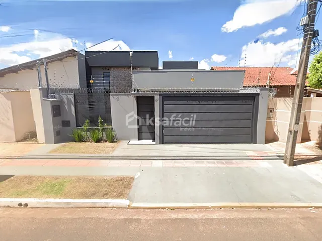 Casa com 250m² 3 quartos e 2 banheiros, à venda, no bairro Vila Jussara em Campo Grande