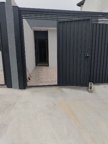 Casa 2 quartos e 1 banheiro, à venda, no bairro Residencial Mombaça I em Pindamonhangaba
