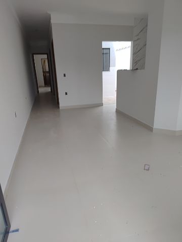 Casa 2 quartos e 1 banheiro, à venda, no bairro Residencial Mombaça I em Pindamonhangaba