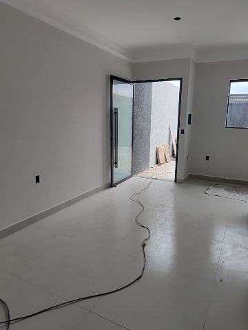 Casa com 125m² 2 quartos e 1 banheiro, à venda, no bairro Residencial Mombaça I em Pindamonhangaba
