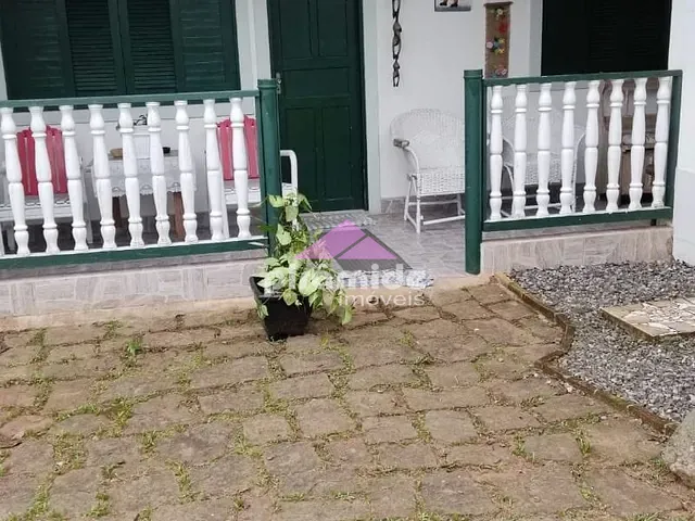 Casa com 400m² 3 quartos e 5 banheiros, à venda, no bairro Maranduba em Ubatuba