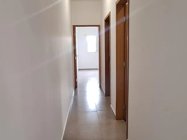 Casa com 125m² 2 quartos e 2 banheiros, para alugar, no bairro Residencial e Comercial Portal dos Eucaliptos em Pindamonhangaba
