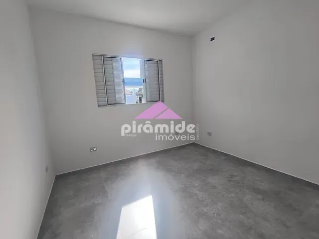 Casa com 125m² 2 quartos e 2 banheiros, à venda, no bairro Pontal de Santa Marina em Caraguatatuba