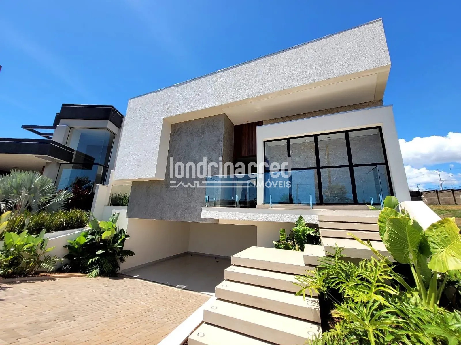 Casa, 3 quartos, 220 m² - Foto 1