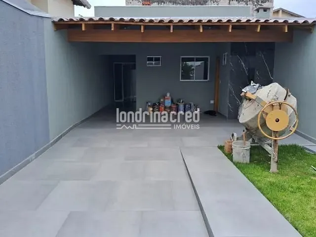 Casa com 180m² 2 quartos e 3 banheiros, à venda, no bairro Colúmbia em Londrina