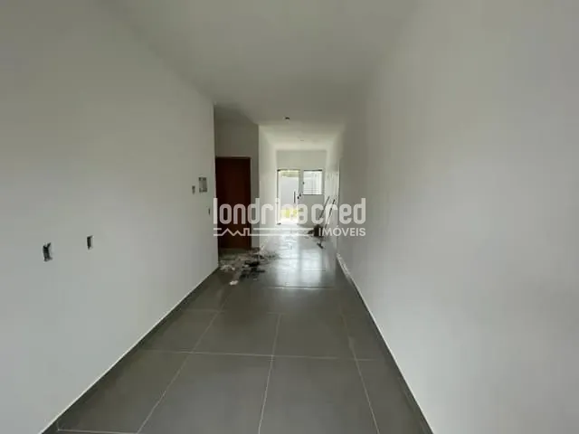 Casa com 125m² 2 quartos e 1 banheiro, à venda, no bairro Jardim Padovani em Londrina