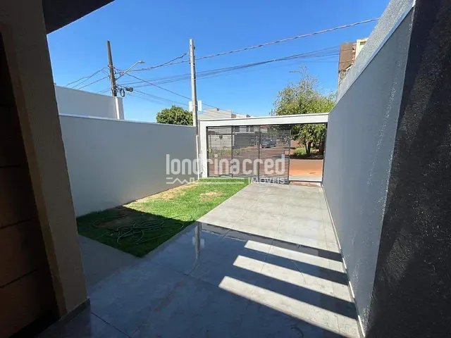 Casa com 125m² 2 quartos e 1 banheiro, à venda, no bairro Jardim Padovani em Londrina