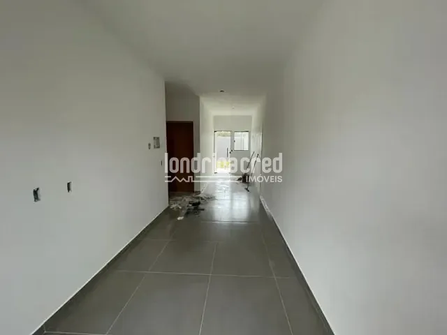 Casa com 125m² 2 quartos e 1 banheiro, à venda, no bairro Jardim Padovani em Londrina