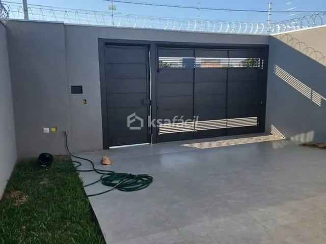 Casa 3 quartos e 3 banheiros, à venda, no bairro Altos do Panamá em Campo Grande