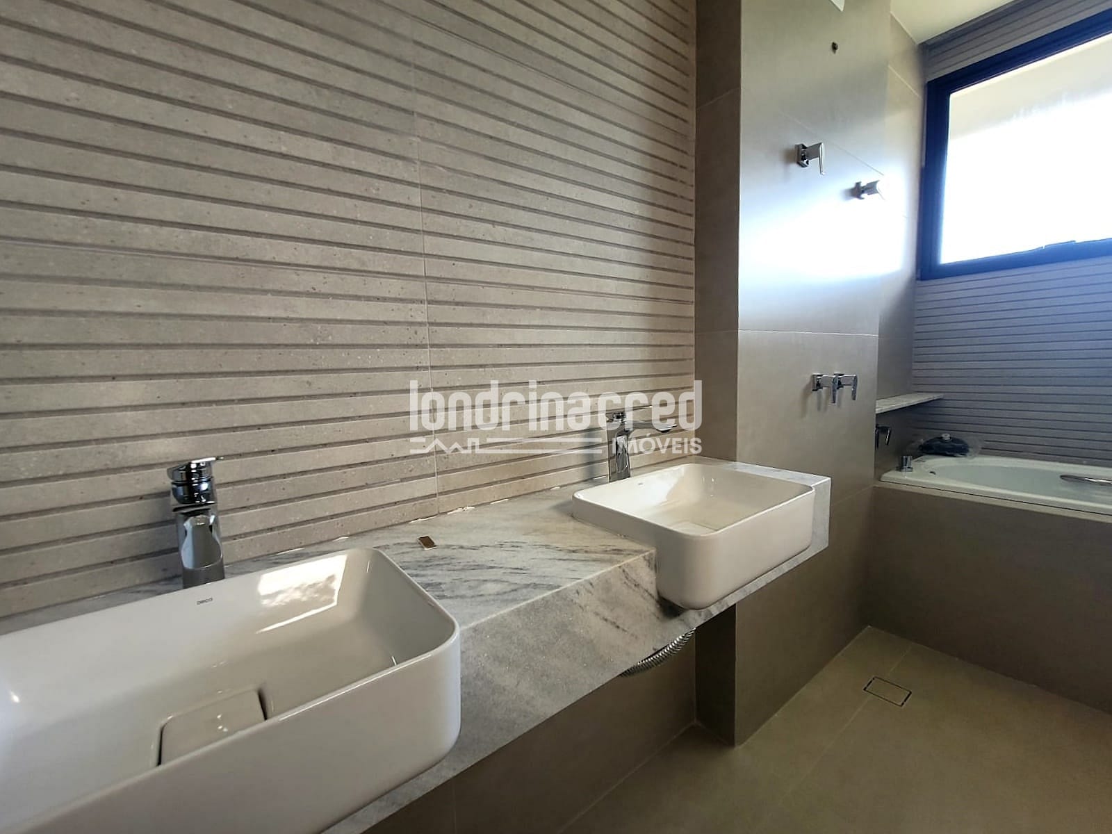 Casa, 4 quartos, 230 m² - Foto 26