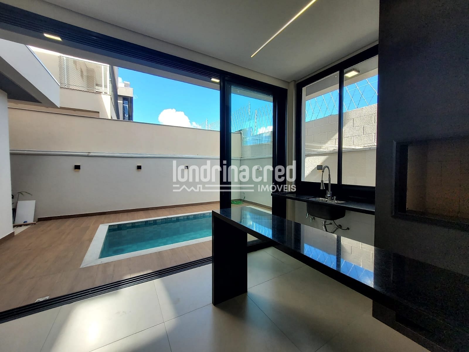 Casa, 4 quartos, 230 m² - Foto 32