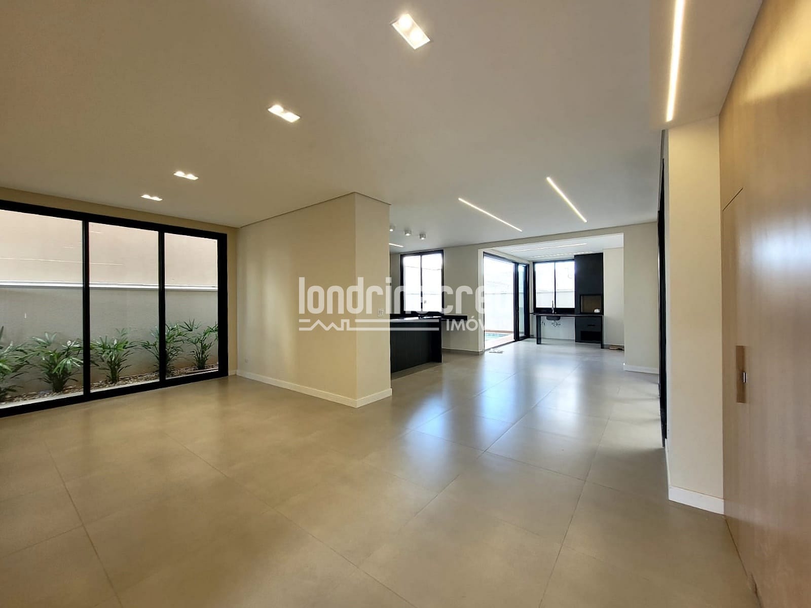 Casa, 4 quartos, 230 m² - Foto 34