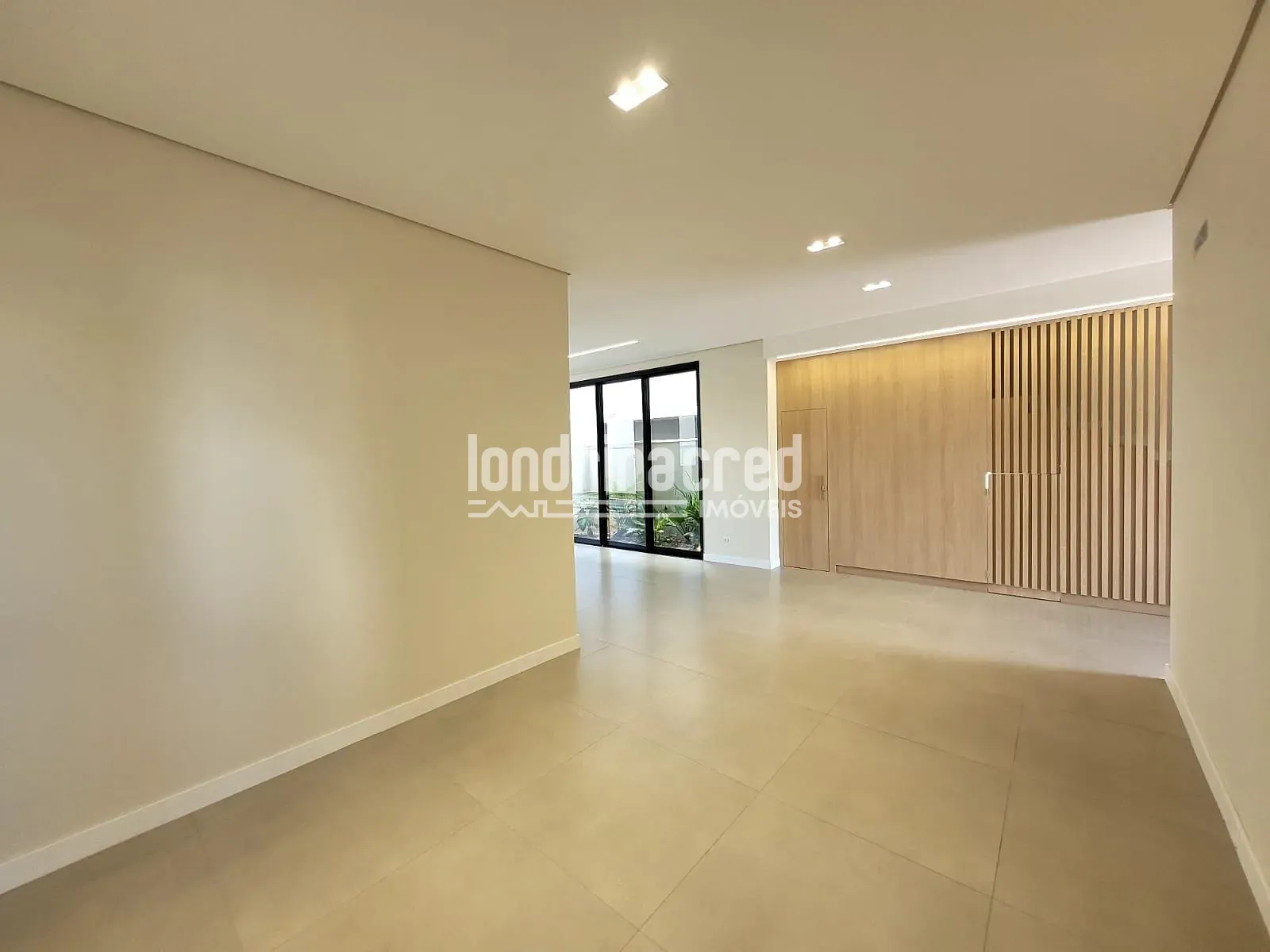 Casa, 4 quartos, 230 m² - Foto 9