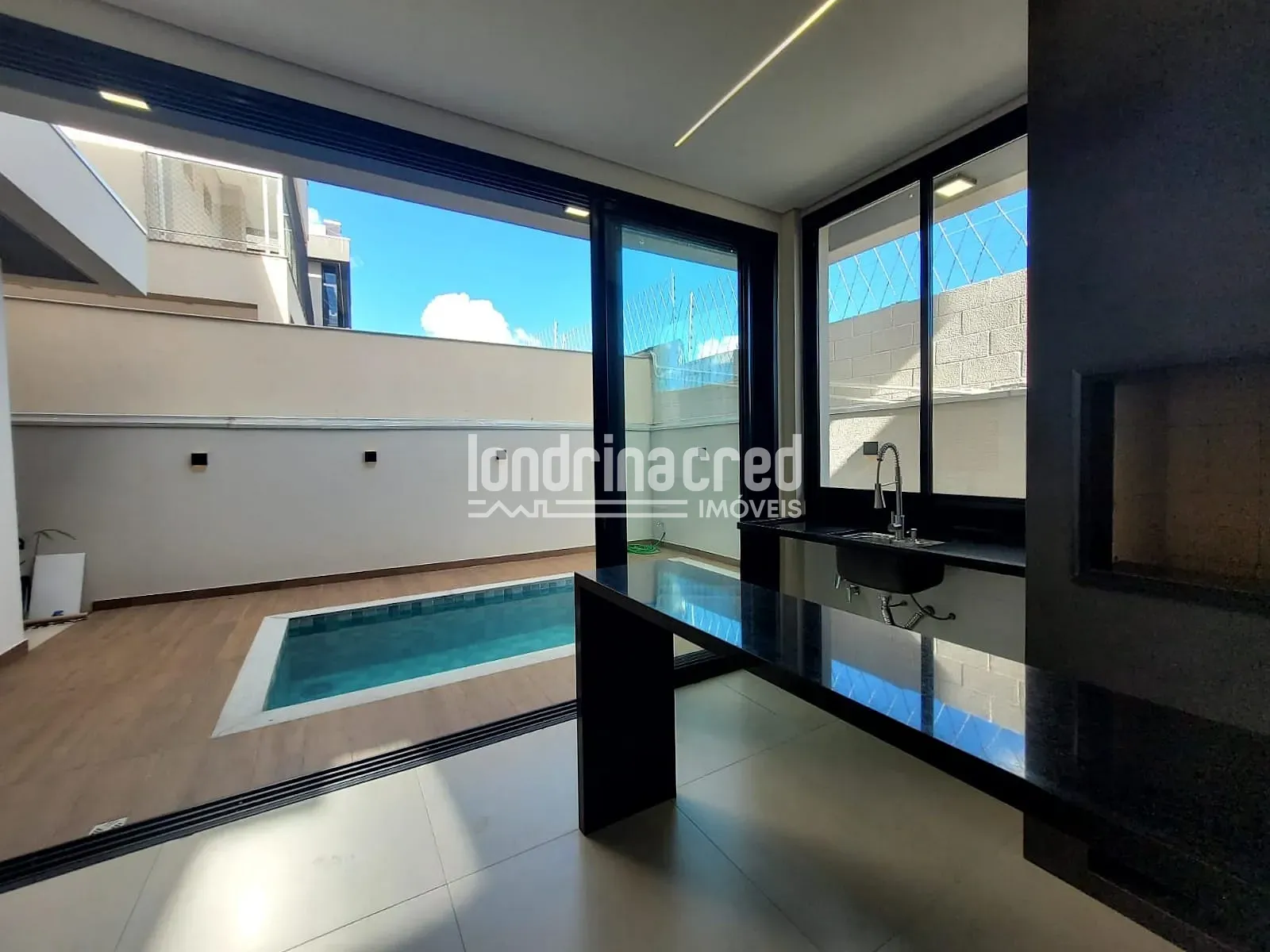 Casa, 4 quartos, 230 m² - Foto 12