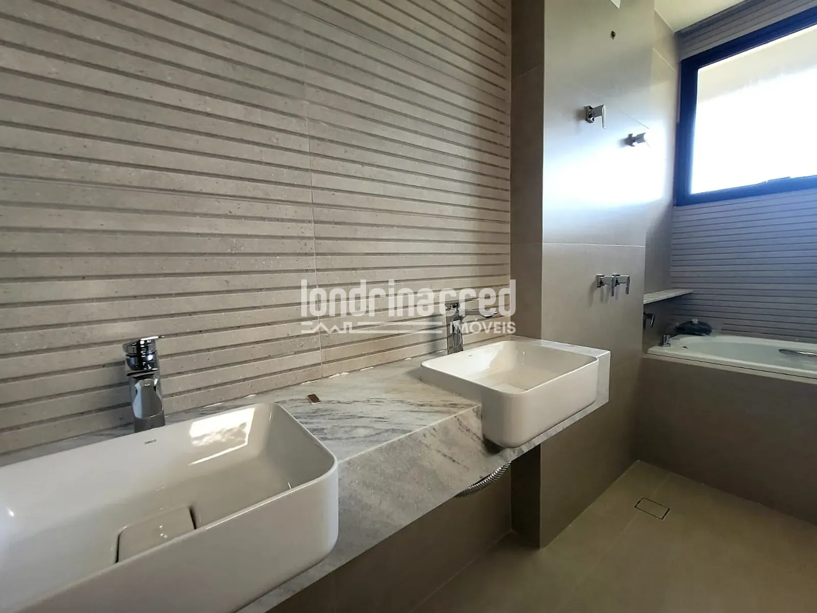 Casa, 4 quartos, 230 m² - Foto 26