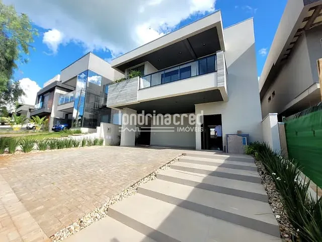 Casa com 250m² 4 quartos e 5 banheiros, à venda, no bairro CONDOMÍNIO ARANGUÁ em Londrina
