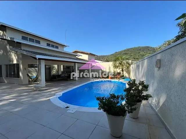Casa com 600m² 3 quartos e 3 banheiros, à venda, no bairro Portal do Patrimonium em Caraguatatuba