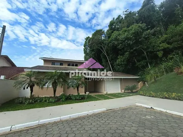 Casa com 600m² 3 quartos e 3 banheiros, à venda, no bairro Portal do Patrimonium em Caraguatatuba
