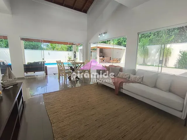 Casa com 600m² 3 quartos e 3 banheiros, à venda, no bairro Portal do Patrimonium em Caraguatatuba