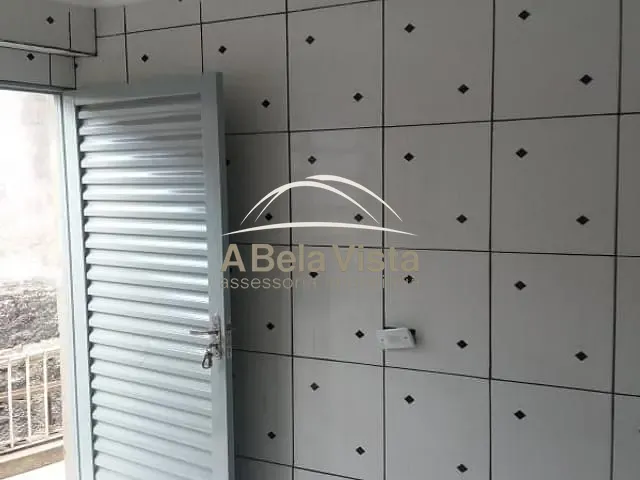 Casa 1 quarto e 1 banheiro, para alugar, no bairro Jardim Roberto em Osasco