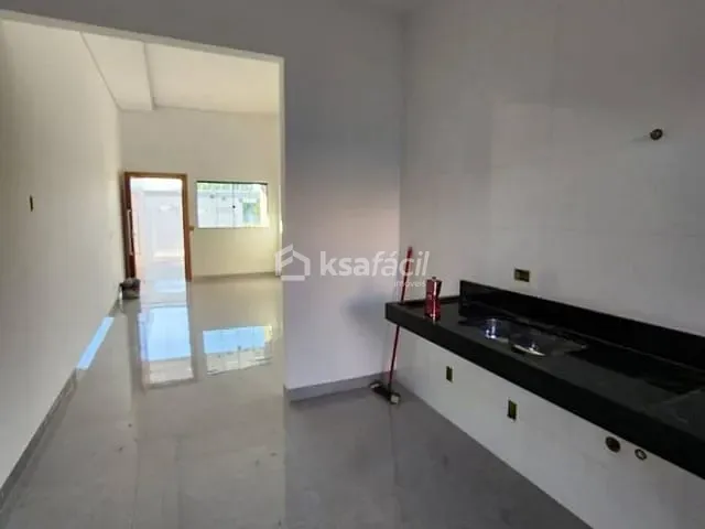Casa com 180m² 3 quartos e 2 banheiros, à venda, no bairro Altos do Panamá em Campo Grande