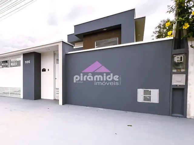 Casa com 250m² 3 quartos e 3 banheiros, à venda, no bairro Jardim do Sol em Caraguatatuba