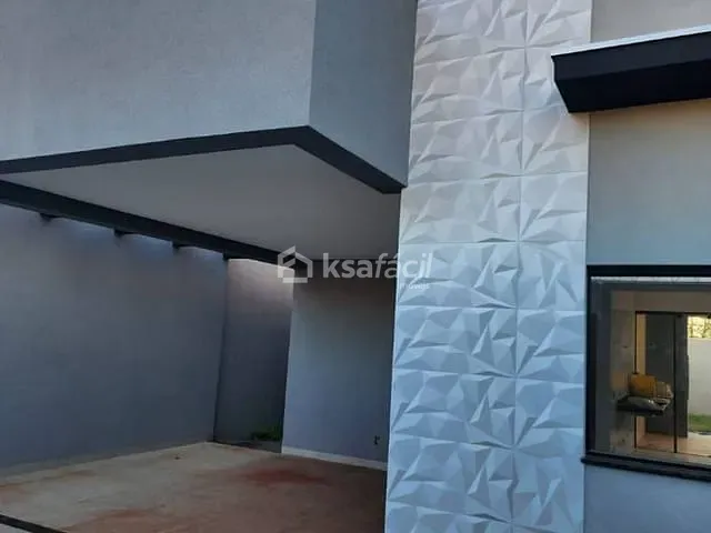 Casa 3 quartos e 3 banheiros, à venda, no bairro Morada dos Deuses em Campo Grande